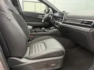 Kia Sportage 1.6 T-GDi Hybrid GT-PlusLine | Zeer nette auto | Open dak | Stoelverwarming & koeling | Dodehoekdetectie | Harman Kardon audio | Fabrieksgarantie t/m 7-2032 | NAP