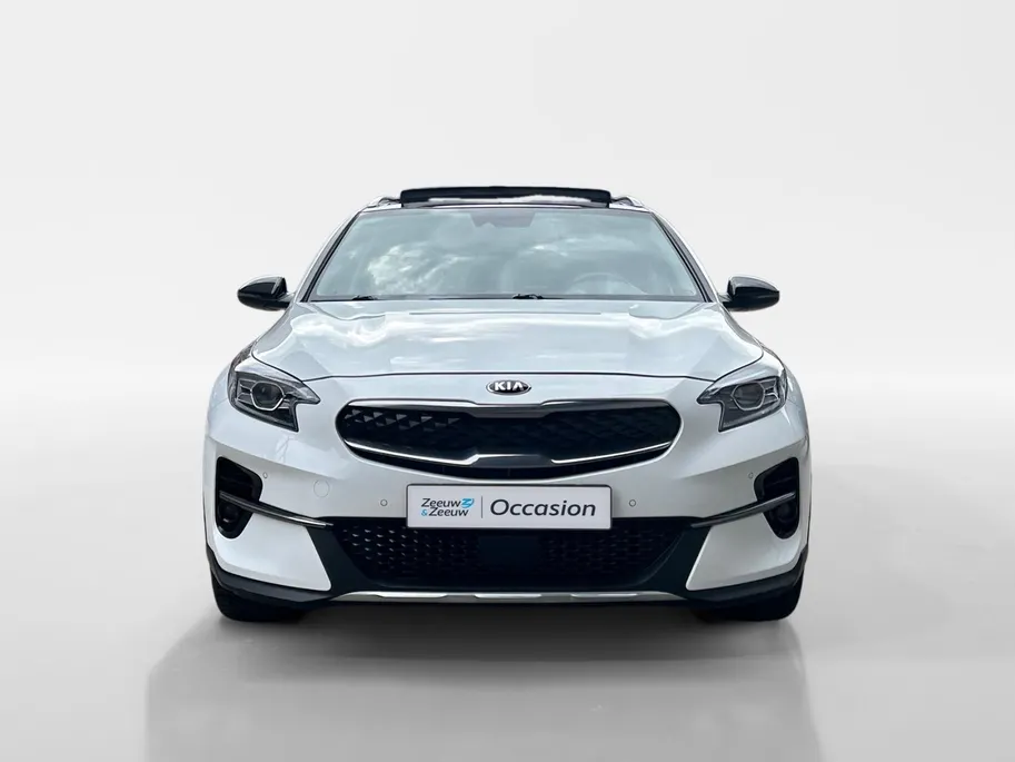 Kia XCeed 1.6 GDi PHEV ExecutiveLine | Trekhaak Afneembaar + 13-Polige Stekker | Apple Carplay / Android Auto | Navigatiesysteem | Stoelverwarming + Stoelkoeling | Stuurverwarming | Elektrisch Verstelbare Voorstoelen | Bestuurdersstoel Met geheugen | Elektrisch bed