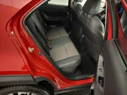Toyota Yaris Cross 1.5 Hybrid Executive Automaat | Trekhaak | Panoramadak | Apple Carplay/Android Auto | Stoelverwarming