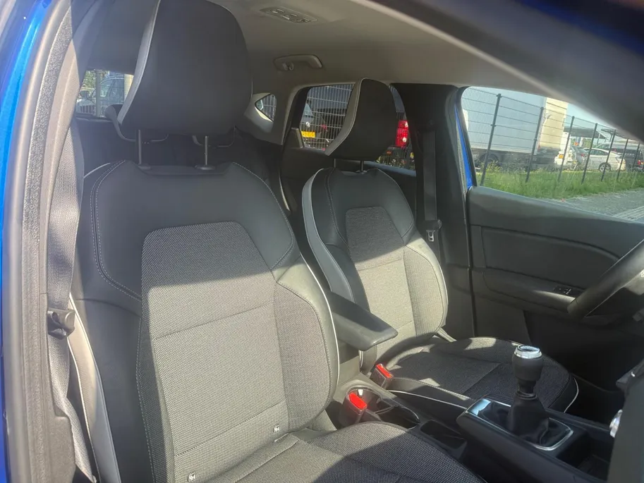 Renault Captur 1.0 TCe 100 Intens | Trekhaak | Camera | Navigatie | Cruise Control | Climate Control | Parkeersensoren | Apple Carplay/Android Auto