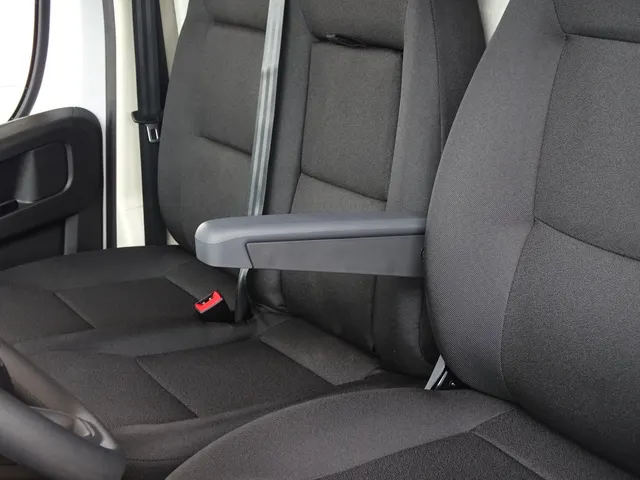 Fiat Ducato 30 2.2 MJ L2H2 Pro Edition