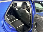 Volkswagen T-Roc 1.5 - 150PK TSI Sport | Digital Cockpit | Stoelverwarming | Navi | Apple CarPlay/Android Auto | Adaptive Cruise Control | Climate Control | Armsteun | Lichtmetalen Velgen |