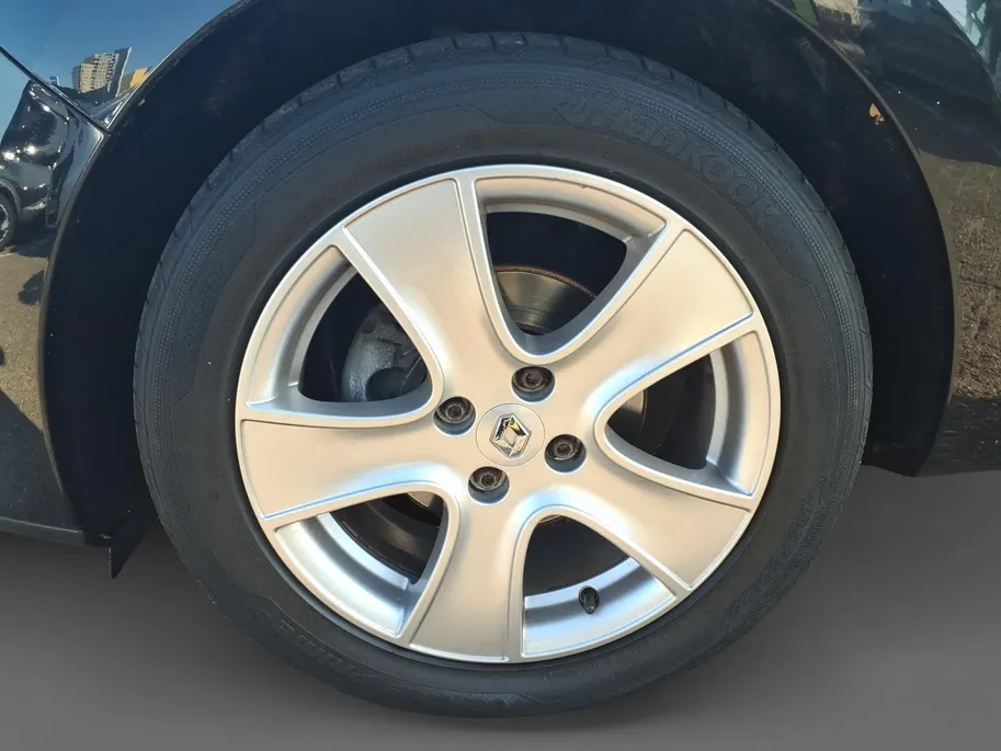 Renault Clio 0.9 TCe Iconic | PDC | LVM | Airco | 4 nieuwe banden | 1 jaar Garantie