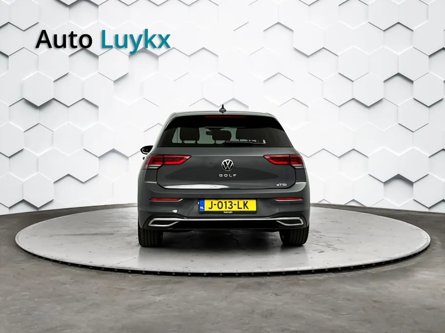 Volkswagen Golf 1.5 eTSI Style DSG Automaat | Panoramadak | Elektrische stoel | Adaptieve Cruise Control