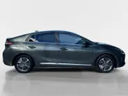 Hyundai IONIQ 1.6 GDi PHEV Premium 142PK | 52km elektrisch WLTP | Navigatie | Cruise Control | Climate Control | Apple Carplay & Android Auto | DAB radio | Keyless entry | Draadloze telefoonlader |