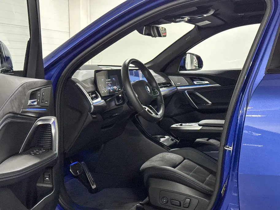 BMW iX2 eDrive20