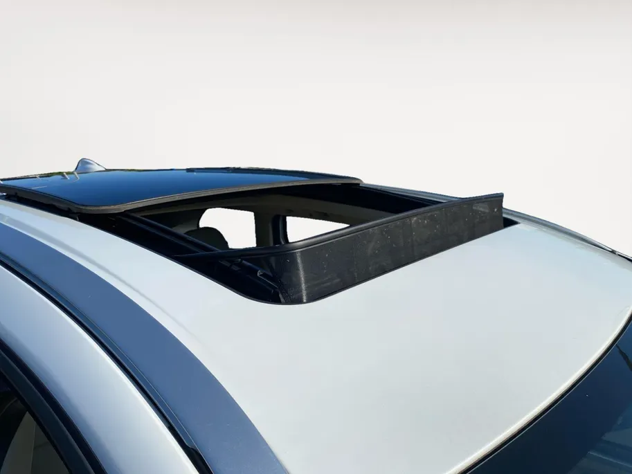 Volvo XC60 2.0 T5 Automaat Summum Luxury Line | Inscription Line | Pano Dak | NL-Auto | NAP | Trekhaak | Memory Seats | 20'| Camera | Stoelverwarming | Cruise Control | Navigatie | etc.