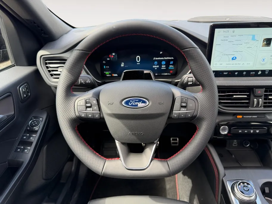 Ford Kuga 2.5 PHEV ST-Line X | Uit Voorraad Leverbaar | Automaat | €4.000,- Ready Set Ford Bonus | Trekhaak | 2100kg Trekgewicht | Pano Dak | Matrix Led Koplampen | 20' Lichtmetalen Velgen | Apple Carplay & Andoid Auto