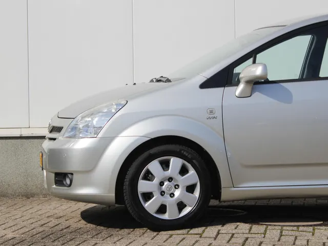 Toyota Corolla Verso 1.8 VVT-i Terra 7p. | Automaat | Park sens V+A