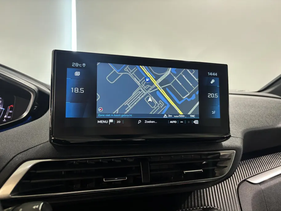 Peugeot 3008 1.2 - 130PK PureTech Allure | Elektrische Achterklep | Digital Cockpit | Navi | Camera | Parkeersensoren | Apple CarPlay/Android Auto | Lichtmetalen Velgen | Adaptive Cruise Control |