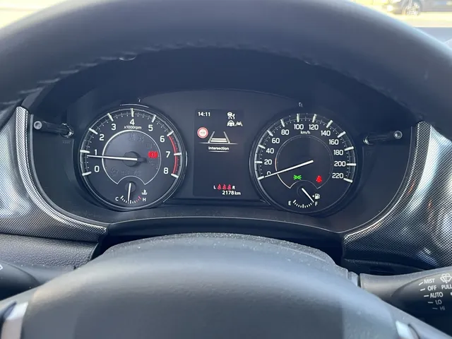 Suzuki Vitara 1.4 B.jet Smart Hybrid Style | Parkeersensoren | Stoelverwarming