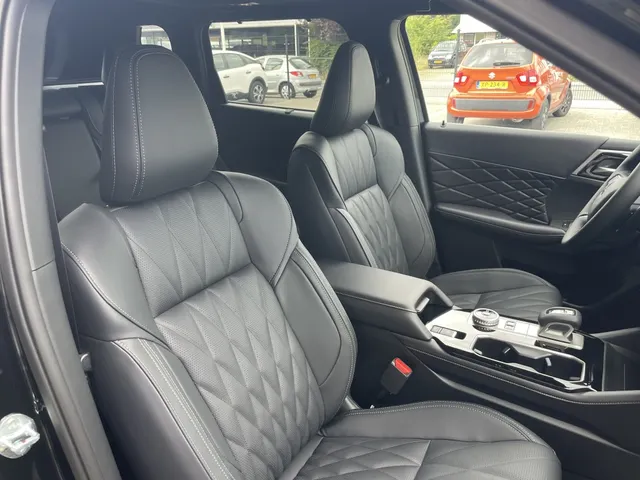 Mitsubishi Outlander 2.4 PHEV Black Edition