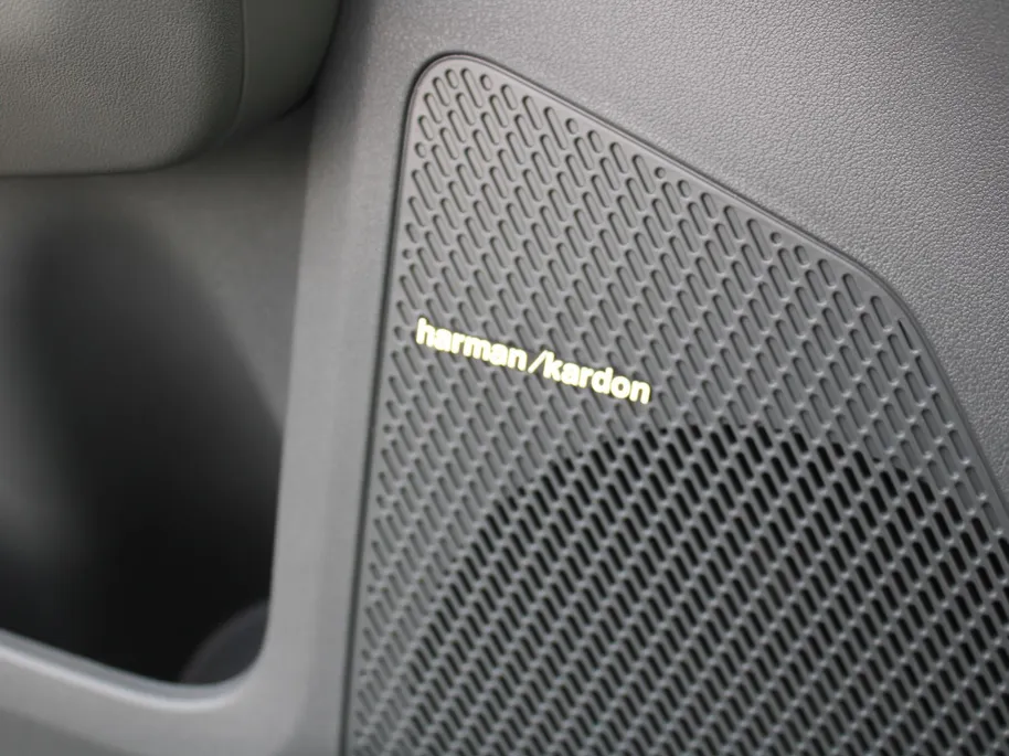 Kia EV3 Plus Advanced 81.4 kWh | Stuur/stoelverwarming | Schuifdak | Camera | Elek. stoelverstelling | 19' LM | Dodehoek detectie | Clima | LED |