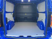 Ford E-Transit Cust. 320 L2H1 MS-RT 71 kWh DC | Te Bestellen | Uniek | Financial lease vanaf 0,99% Rente | 360 Camera | Elek. Schuifdeuren | Elek. Trekhaak | 2300KG Trekgewicht |