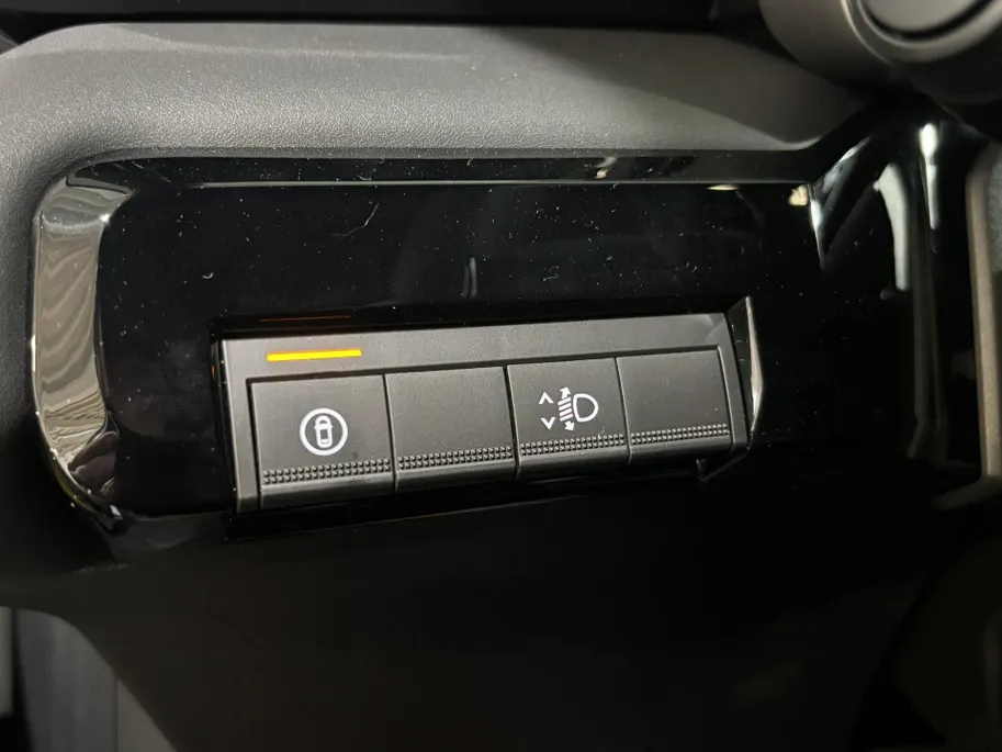 Renault 5 Comfort Range Iconic Cinq 52 kWh Automaat | DEMO | Harman Kardon Audio | Camera | Blind Spot Warning | Adaptive Cruise Control | Climate Control | Apple CarPlay/Android Auto | Digital Cockpit |