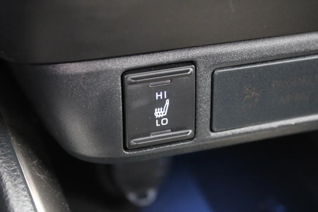Mazda 2 Hybrid 1.5 Select | Airco | 16'LM | navi | Cruise | Stoelverwarming | Draadloos laden |