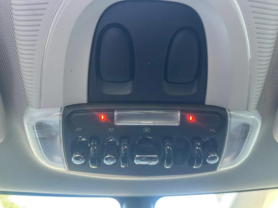 MINI 5-Deurs 1.5 Cooper Business | Pano | Automaat | Cruise | Navi |