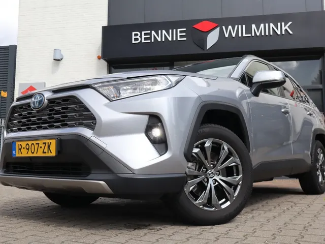 Toyota RAV4 2.5 Hybrid AWD Dynamic | Trekhaak | All Seasons