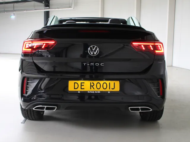 Volkswagen T-Roc Cabrio 1.5 TSI DSG R-Line Navigatie | 19' Misano | Stoel- en stuurverwarming | Matrix Led | Beats Audio