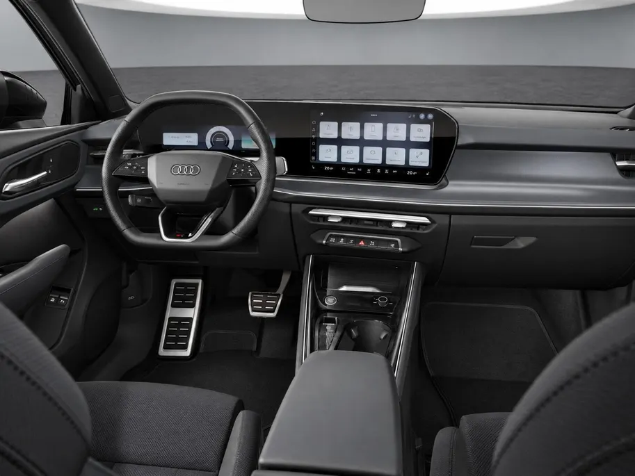 Audi Q3 e-hybrid S edition 272 PK · Glazen panoramadak · Trekhaak elek. wegklapbaar · Optiekpakket zwart