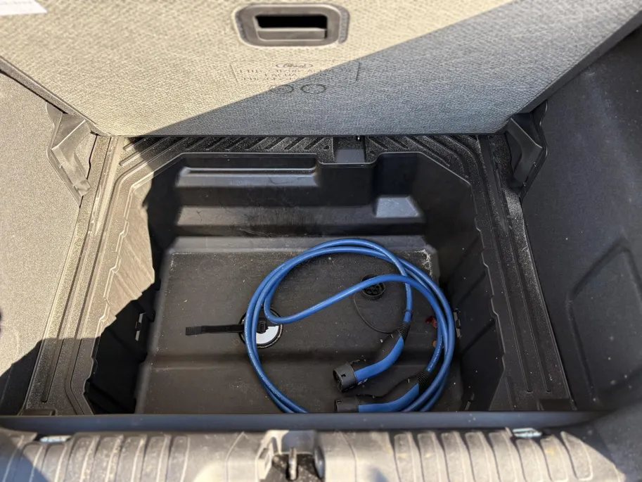 Ford Puma Gen-E Premium 44 kWh DEMO I DRIVER ASSISTANCE PACK I WINTER PACK I MATRIX LED-KOPLAMPEN I APPLE CARPLAY / ANDROID AUTO I