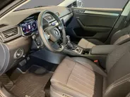 Škoda Superb Combi 1.4TSIiV 160kW/218PK Business Edition Plus · Navigatie · Trekhaak · Camera + Parkeersensoren · Garantie t/m 27-03-2028 of 60000km.