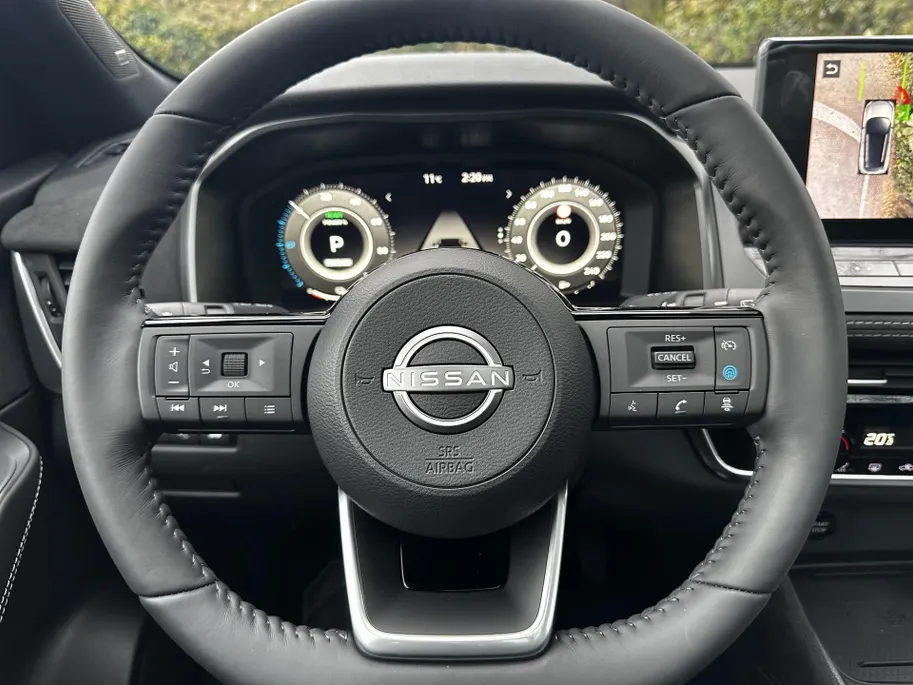 Nissan QASHQAI 1.3 MHEV Xtronic N-Connecta | NISSAN MORE 10 Jaar garantie | €6000,- korting inclusief inruilpremie | Andrioid/Apple Carplay | 360graden camera's | Stoel-/ Stuur-/ Voorruitverwarming | Panoramadak |