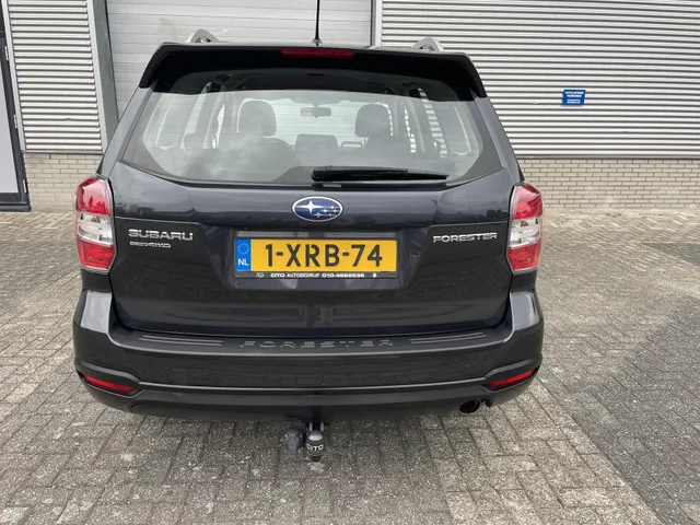Subaru Forester 2.0 Luxury Trekhaak| Lage km stand| Dealer onderhouden| Rijklaar| Bovag Garantie