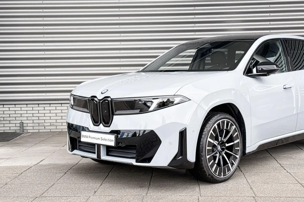 BMW iX3 40 eDrive 83 kWh