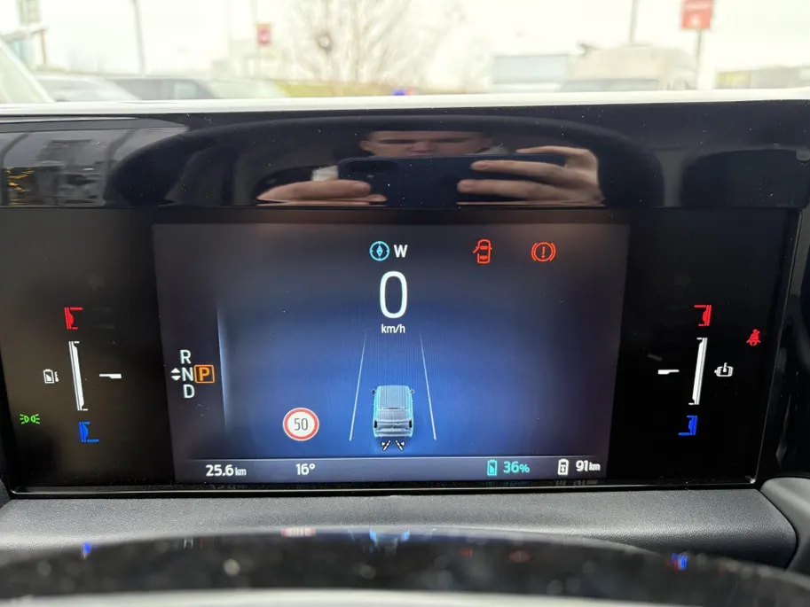 Ford E-Custom E-Custom 320 L2H1 Limited 65 kWh DEMO I DRIVER ASSISTANCE PACK PREMIUM I ELEK. INKLAPBARE TREKHAAK I 17'' LM VELGEN I