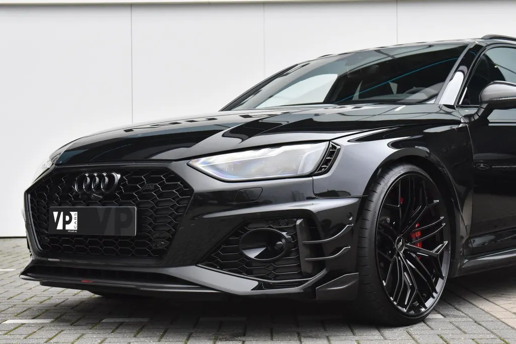 Audi RS4 Avant ABT RS4 X 1/60