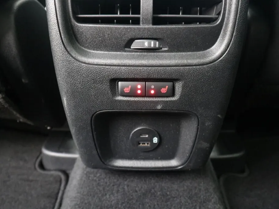 Ford Kuga 2.5 PHEV Titanium | WINTERPAKKET | NL AUTO | DEALER ONDERHOUDEN |