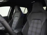 Volkswagen Golf 1.5eHybrid 200kW/272PK GTE · Navigatie · Apple/Android Car Play · Camera + Parkeersensoren · Garantie t/m 13-05-2030 of 100000km