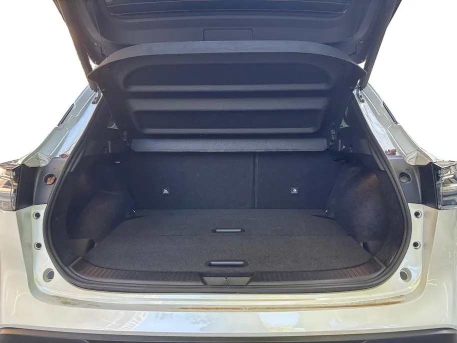 Nissan QASHQAI N-Connecta 158PK AUTOMAAT | Navigatie | Google Built-in | Adaptive Cruise Control | Climate Control | 360 camera | Parkeersensoren rondom | Lichtmetalen velgen | Panorama dak |