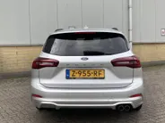 Ford Focus 1.0 EcoBoost Hybrid 125 pk ST Line Wagon Navigatie SYNC4 - Apple Carlay Android Auto - Winter Pack