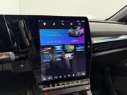 Renault Megane E-Tech 220PK EV60 Optimum Charge Techno Automaat | Camera | Digital Cockpit | Apple CarPlay/Android Auto | Parkeersensoren | 20' Lichtmetalen Velgen | Adaptive Cruise Control | Full LED | Stoelverwarming |