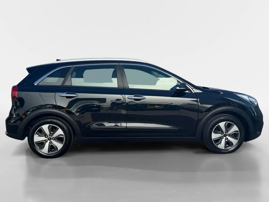 Kia Niro 1.6i Hybrid DynamicLine | Zeer nette auto | Navigatie |  Trekhaak | 100% onderhouden | 12 maanden BOVAG garantie |