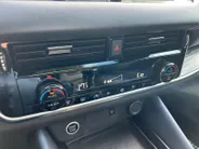 Nissan QASHQAI 1.3 MHEV Tekna Apple Carplay/Android Auto , navigatiesysteem full map , elektrisch bedienbare achterklep met sensorsturing, panoramadak , cruise control adaptief , lichtmetalen velgen 19'
