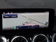 Mercedes-Benz EQB 250+ Business Solution AMG 7p. 71 kWh l Keyless l Achteruitrij camera l Stoelverwarming l Memory
