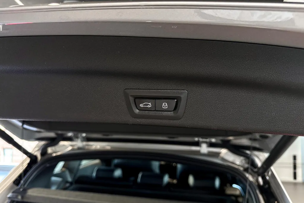BMW iX1 eDrive20 67 kWh