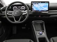 Volkswagen T-Roc Limited Edition 1.5 eTSI 116 PK 7 versn. DSG · Comfort pakket · Achteruitrijcamera · Draadloze telefoonlader · Voorraad OUTLET · Prijs is inclusief inruilpremie ·