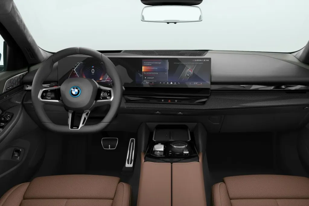 BMW 5 Serie Touring 550e xDrive