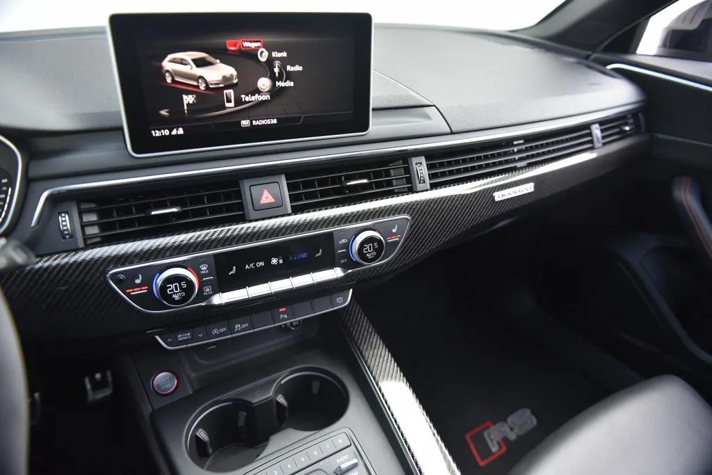 Audi RS4 Avant 2.9 TFSI RS4 quattro