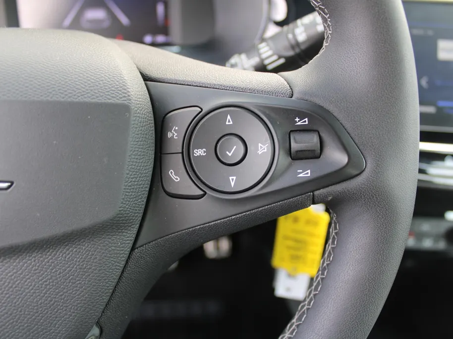 Opel Corsa 1.2 Turbo GS | Camera | Cruise | Parkeersensoren v+a | Dodehoeksensor | Apple Carplay/Android Auto | LED | 16' LM | Airco |