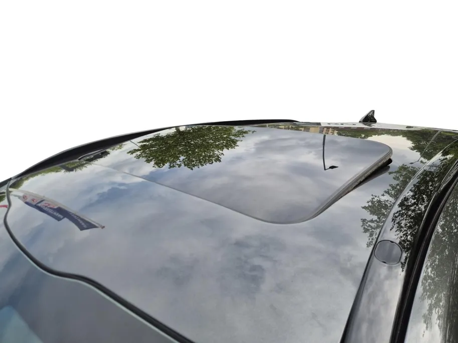 Kia Niro 1.6 GDi Hybrid DynamicPlusLine | Cruise Control | Climate Control | Open Dak | Camera | Stoelverwarming | Stuurverwarming | Elektrische Kofferbak |