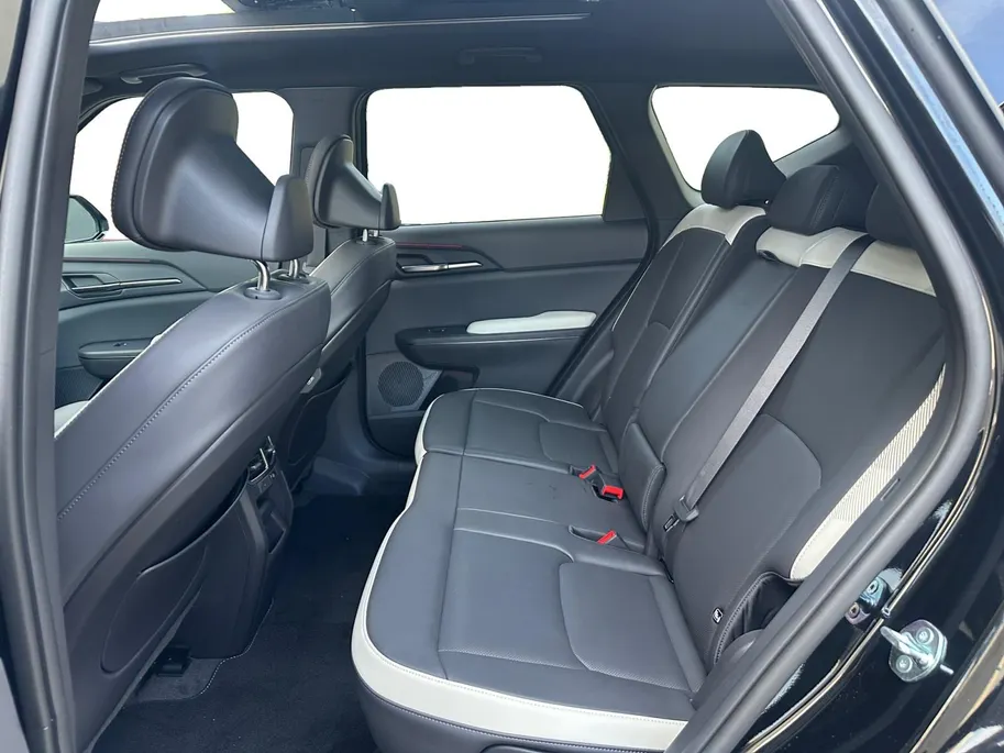 Kia EV5 GT-Line Business Edition 81.4 kWh | Panorama Schuif/kanteldak | Memory Stoelen | Stoel/Stuurverwarming | Elektrische Achterklep |