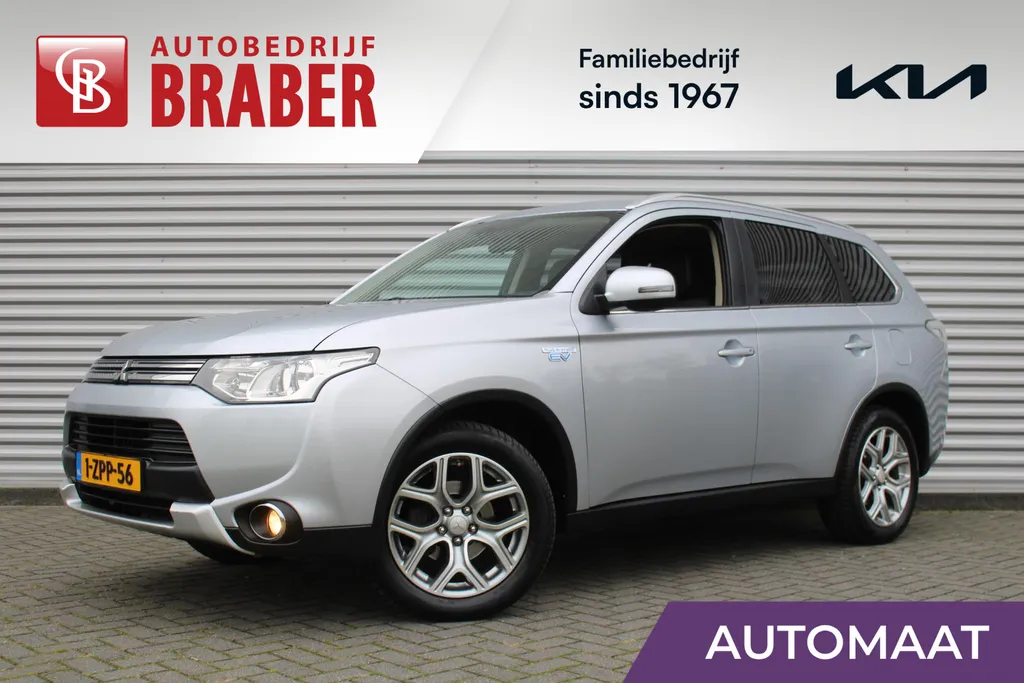 Mitsubishi Outlander 2.0 PHEV Business Edition X-Line | Navi | Clima | Camera | Trekhaak | Keyless | 18' LM |