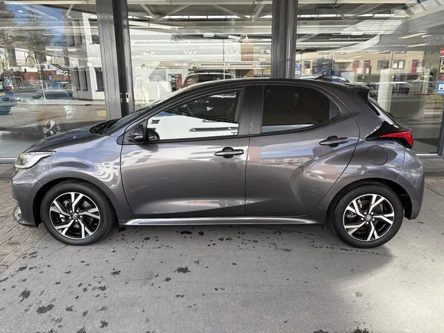Toyota Yaris 1.5 Hybrid 115 First Edition