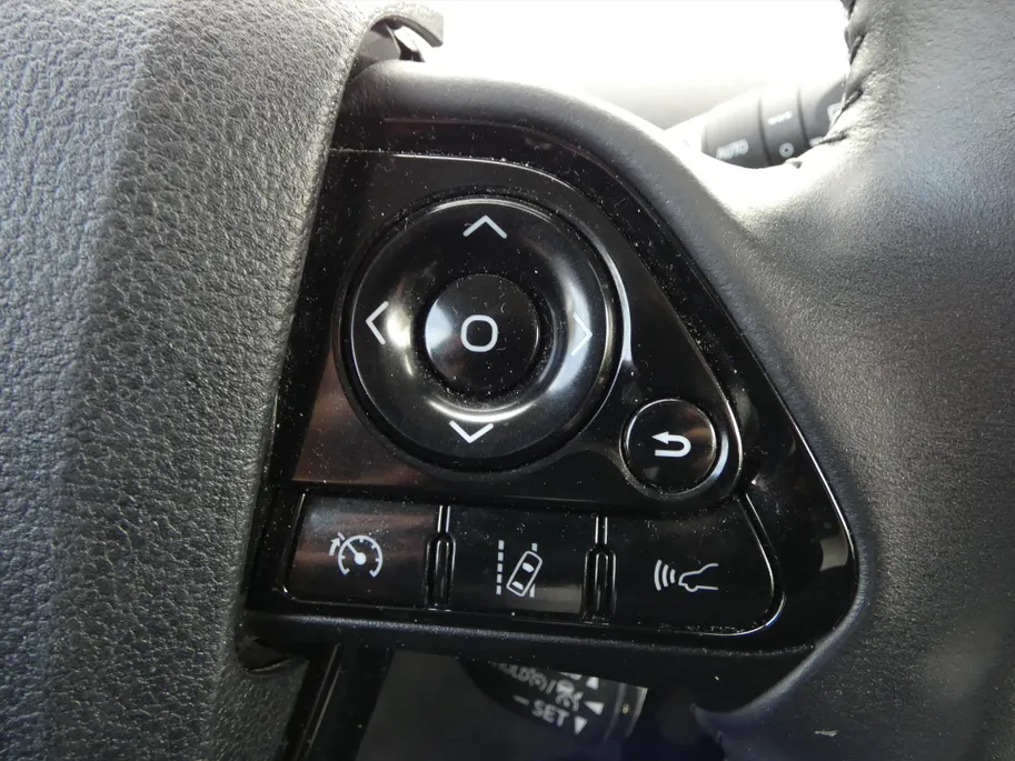 Toyota Prius 1.8 Full Hybrid 122PK Aut Executive / Trekhaak