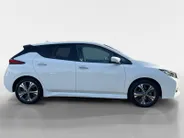 Nissan Leaf Tekna 40 kWh | 360 graden camera | Stoelverwarming | Climate Control | Bose audio
